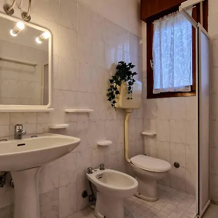 Cozy Seaside Flat In The Centre - Beahost *